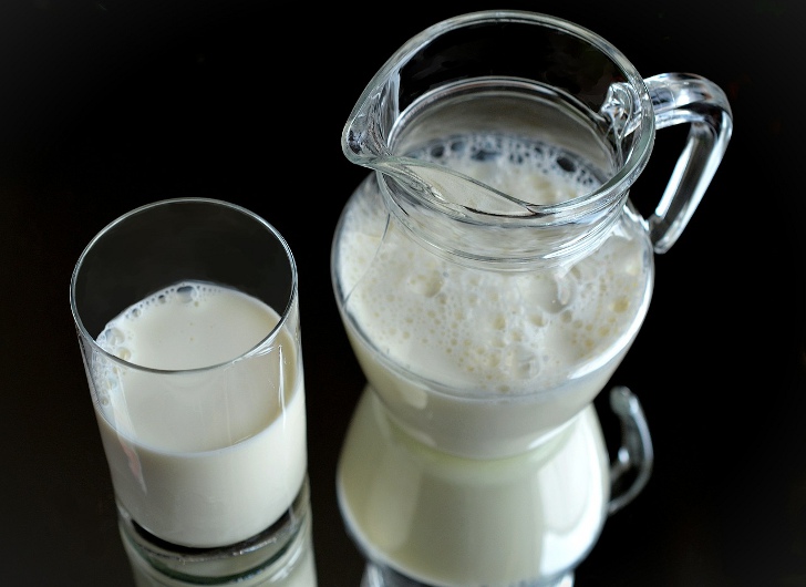 Проверка качества молока в домашних условиях