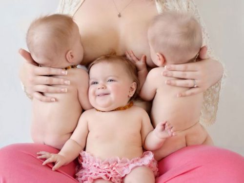 Мама с грудными малышами