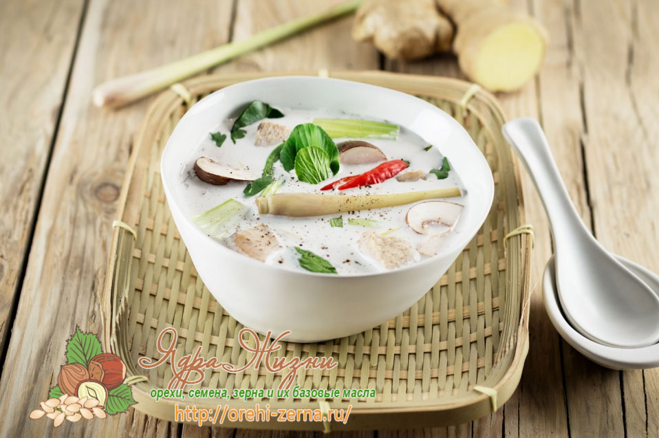 Тайский суп с кокосовым молоком "Том Ям Кунг"